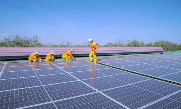 Solar Financing for EPC Contractors: How Solar Finance Solutions Support India’s Best Solar EPC Companies